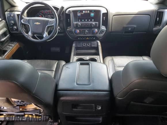 2015 Chevrolet Silverado 2500HD LTZ с VIN 1GC1KWE8XFF195563, выставлен на аукционе Copart как лот 83994095 с пробегом 196 008 миль миль и Списание • Salvage title. История ставок и продаж доступна на DreamBid. Изображение 8.