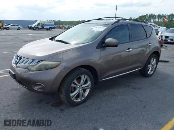 2009 Nissan Murano S с VIN JN8AZ18U69W023062, выставлен на аукционе IAAI как лот 42181193 с пробегом 182 300 миль миль и . История ставок и продаж доступна на DreamBid. Изображение 2.