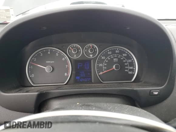 2010 Hyundai Elantra GLS z VIN KMHDC8AE9AU060575, wystawiony jako Copart lot #82158395 z przebiegiem 112 437 mil mil oraz Czysty tytuł • Clean title. Historia ofert i sprzedaży dostępna na DreamBid. Obrazek 9.