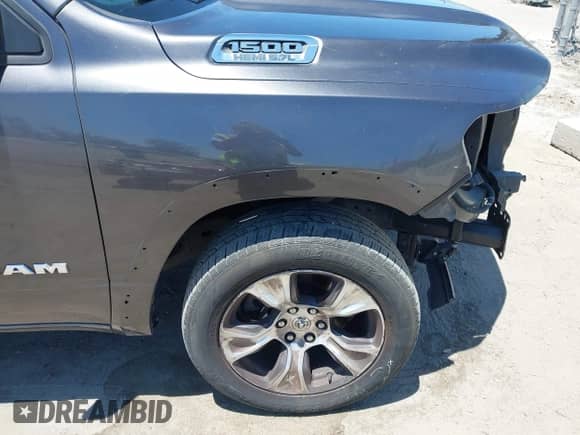 2019 Ram 1500 Laramie with VIN 1C6RREJT3KN894303, listed as a IAAI auction lot 42642439 with 84,379 mi miles and . Bid and sale history available at DreamBid. Image 20.