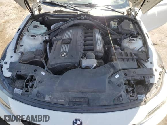 2011 BMW Z4 sDrive30i с VIN WBALM5C53BE380136, выставлен на аукционе Copart как лот 51761605 с пробегом 145 367 миль миль и Списание • Salvage title. История ставок и продаж доступна на DreamBid. Изображение 11.