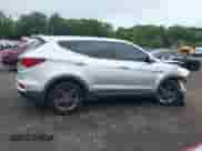 2018 Hyundai Santa Fe 2.4L z VIN 5XYZTDLB1JG530735, wystawiony jako IAAI lot #42893469 z przebiegiem 143 883 mil mil oraz . Historia ofert i sprzedaży dostępna na DreamBid. Obrazek 12.