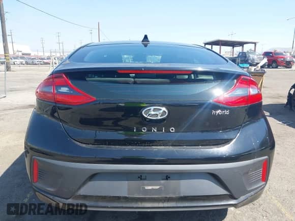 2018 Hyundai Ioniq SEL с VIN KMHC75LCXJU062801, выставлен на аукционе IAAI как лот 43356391 с пробегом 91 491 миль миль и . История ставок и продаж доступна на DreamBid. Изображение 17.