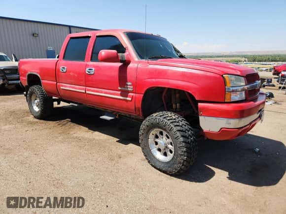 2003 Chevrolet Silverado 2500HD LT z VIN 1GCHK23183F121924, wystawiony jako Copart lot #69991675 z przebiegiem Nie podano mil oraz Nie do naprawy • Non repairable. Historia ofert i sprzedaży dostępna na DreamBid. Obrazek 4.