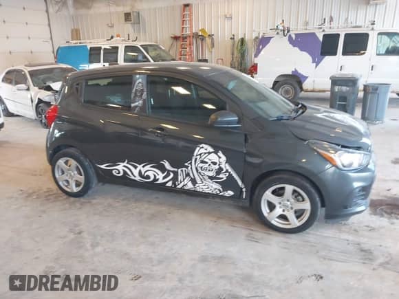 2017 Chevrolet Spark LS z VIN KL8CB6SAXHC756728, wystawiony jako IAAI lot #43202420 z przebiegiem 45 546 mil mil oraz . Historia ofert i sprzedaży dostępna na DreamBid. Obrazek 12.