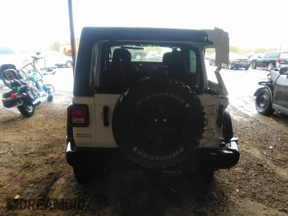 2021 Jeep Wrangler Unlimited Willys with VIN 1C4HJXDN6MW616741, listed as a IAAI auction lot 42009965 with 38,451 mi miles and . Bid and sale history available at DreamBid. Image 16.