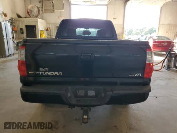 2006 Toyota Tundra Limited z VIN 5TBET38196S522104, wystawiony jako Copart lot #81801495 z przebiegiem 280 256 mil mil oraz Szkoda całkowita • Salvage title. Historia ofert i sprzedaży dostępna na DreamBid. Obrazek 6.