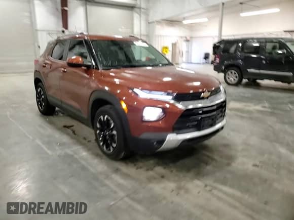 2021 Chevrolet TrailBlazer LT with VIN KL79MRSL4MB016863, listed as a Copart auction lot 69207235 with 37,222 mi miles and Salvage title. Bid and sale history available at DreamBid. Image 14.