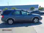 2005 Ford Freestyle SEL с VIN 1FMZK02185GA36424, выставлен на аукционе IAAI как лот 42715260 с пробегом 234 552 миль миль и . История ставок и продаж доступна на DreamBid. Изображение 13.