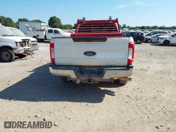 2017 Ford F-250 XL with VIN 1FT7W2AT6HEF22700, listed as a IAAI auction lot 43179798 with 246,557 mi miles and . Bid and sale history available at DreamBid. Image 16.