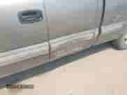 2000 Chevrolet Silverado 1500 LS z VIN 2GCEC19T8Y1312440, wystawiony jako IAAI lot #42914407 z przebiegiem 257 638 mil mil oraz . Historia ofert i sprzedaży dostępna na DreamBid. Obrazek 18.