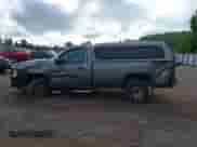 2008 Chevrolet Silverado 2500HD Work Truck z VIN 1GCHK24K78E182248, wystawiony jako IAAI lot #42225157 z przebiegiem 153 307 mil mil oraz . Historia ofert i sprzedaży dostępna na DreamBid. Obrazek 15.