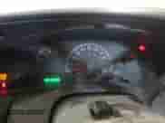 2002 Ford F-150 XL z VIN 1FTRF18W72KB04366, wystawiony jako Copart lot #54933503 z przebiegiem 182 593 mil mil oraz Nie do naprawy • Non repairable. Historia ofert i sprzedaży dostępna na DreamBid. Obrazek 9.