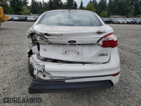 2014 Ford Fiesta SE с VIN 3FADP4BJ3EM228286, выставлен на аукционе Copart как лот 70353915 с пробегом 92 955 миль миль и Списание • Salvage title. История ставок и продаж доступна на DreamBid. Изображение 6.