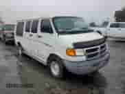 1999 Dodge Cargo Conversion z VIN 2B6HB11Y9XK584130, wystawiony jako Copart lot #48632355 z przebiegiem 86 237 mil mil oraz Czysty tytuł • Clean title. Historia ofert i sprzedaży dostępna na DreamBid. Obrazek 4.