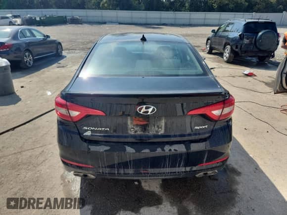 2016 Hyundai Sonata Limited с VIN 5NPE34AF7GH325474, выставлен на аукционе Copart как лот 81385095 с пробегом 124 934 миль миль и На запчасти • Non repairable. История ставок и продаж доступна на DreamBid. Изображение 6.