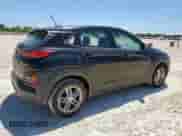 2021 Hyundai Kona SE с VIN KM8K12AAXMU609938, выставлен на аукционе Copart как лот 70740315 с пробегом 153 651 миль миль и Списание • Salvage title. История ставок и продаж доступна на DreamBid. Изображение 3.