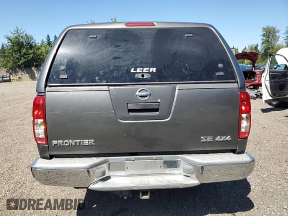 2006 Nissan Frontier SE z VIN 1N6AD06W66C403523, wystawiony jako Copart lot #65054395 z przebiegiem 151 766 mil mil oraz Szkoda całkowita • Salvage title. Historia ofert i sprzedaży dostępna na DreamBid. Obrazek 6.