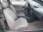 1999 Saturn SC с VIN 1G8ZY1271XZ276834, выставлен на аукционе IAAI как лот 41445985 с пробегом 62 428 миль миль и . История ставок и продаж доступна на DreamBid. Изображение 5.