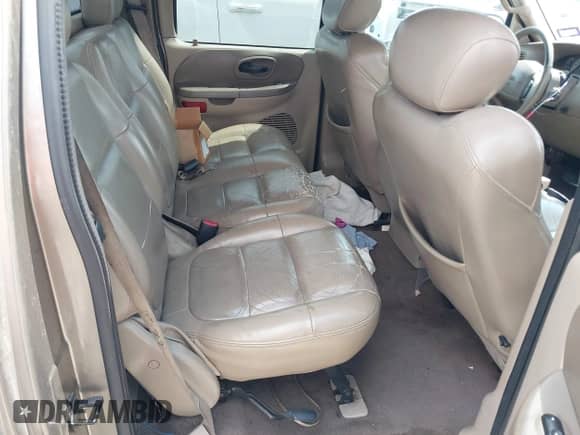 2002 Ford F-150 XLT z VIN 1FTRW076X2KB62595, wystawiony jako IAAI lot #43058055 z przebiegiem 258 708 mil mil oraz . Historia ofert i sprzedaży dostępna na DreamBid. Obrazek 8.