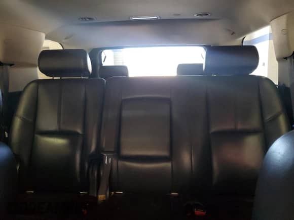 2010 Chevrolet Tahoe LT с VIN 1GNUKBE01AR227010, выставлен на аукционе Copart как лот 84728725 с пробегом 226 901 миль миль и Списание • Salvage title. История ставок и продаж доступна на DreamBid. Изображение 10.