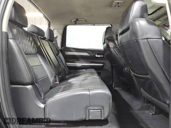2020 Toyota Tundra Platinum с VIN 5TFAY5F17LX917622, выставлен на аукционе Copart как лот 56607155 с пробегом 75 390 миль миль и Чистый • Clean title. История ставок и продаж доступна на DreamBid. Изображение 11.