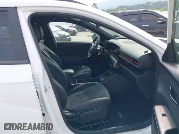 2025 Hyundai Kona N Line S with VIN KM8HBCA39SU190377, listed as a IAAI auction lot 42422763 with 3,131 mi miles and . Bid and sale history available at DreamBid. Image 5.