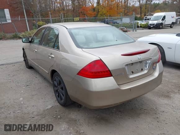 2006 Honda Accord LX с VIN 1HGCM56436A169183, выставлен на аукционе IAAI как лот 43569635 с пробегом 76 474 миль миль и . История ставок и продаж доступна на DreamBid. Изображение 3.