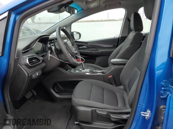 2023 Chevrolet Bolt EV 1LT z VIN 1G1FW6S07P4111164, wystawiony jako Copart lot #55976743 z przebiegiem 4 937 mil mil oraz . Historia ofert i sprzedaży dostępna na DreamBid. Obrazek 7.