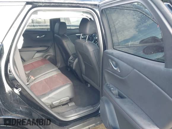 2023 Chevrolet Blazer RS z VIN 3GNKBERSXPS155315, wystawiony jako IAAI lot #43343177 z przebiegiem 21 944 mil mil oraz . Historia ofert i sprzedaży dostępna na DreamBid. Obrazek 8.