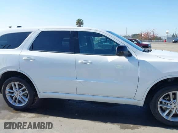 2023 Dodge Durango GT z VIN 1C4RDJDG4PC556295, wystawiony jako IAAI lot #42227876 z przebiegiem 55 774 mil mil oraz . Historia ofert i sprzedaży dostępna na DreamBid. Obrazek 13.