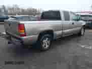 2000 Chevrolet Silverado 1500 LS with VIN 2GCEC19T1Y1380448, listed as a IAAI auction lot 41551018 with 236,697 mi miles and . Bid and sale history available at DreamBid. Image 4.