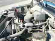 1999 Chevrolet Suburban z VIN 1GNFK16R9XJ318663, wystawiony jako IAAI lot #43358644 z przebiegiem 197 845 mil mil oraz . Historia ofert i sprzedaży dostępna na DreamBid. Obrazek 22.