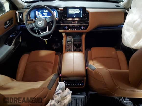2025 Nissan Pathfinder Platinum с VIN 5N1DR3DJ8SC210533, выставлен на аукционе Copart как лот 45055365 с пробегом 1 776 миль миль и Списание • Salvage title. История ставок и продаж доступна на DreamBid. Изображение 8.