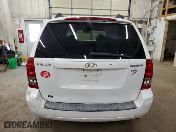 2007 Hyundai Entourage GLS с VIN KNDMC233876042661, выставлен на аукционе Copart как лот 54363495 с пробегом 218 757 миль миль и На запчасти • Non repairable. История ставок и продаж доступна на DreamBid. Изображение 6.
