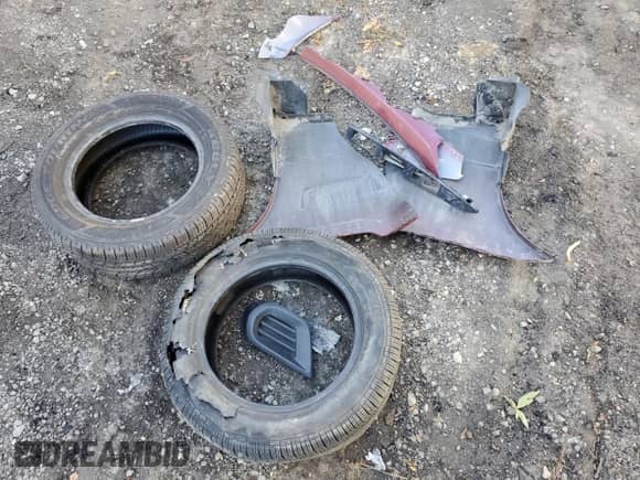 2015 Subaru Forester 2.5i z VIN JF2SJABCXFH503761, wystawiony jako Copart lot #85902115 z przebiegiem 130 970 mil mil oraz Szkoda całkowita • Salvage title. Historia ofert i sprzedaży dostępna na DreamBid. Obrazek 12.