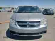 2015 Dodge Grand Caravan SXT z VIN 2C4RDGCG4FR745801, wystawiony jako Copart lot #71855195 z przebiegiem 182 889 mil mil oraz Czysty tytuł • Clean title. Historia ofert i sprzedaży dostępna na DreamBid. Obrazek 5.