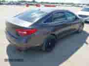 2017 Hyundai Sonata SE с VIN 5NPE24AF9HH492049, выставлен на аукционе IAAI как лот 43417427 с пробегом 131 551 миль миль и . История ставок и продаж доступна на DreamBid. Изображение 4.