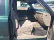 2001 Chevrolet Silverado 1500 LS z VIN 2GCEK19T311187291, wystawiony jako IAAI lot #43192228 z przebiegiem 276 809 mil mil oraz . Historia ofert i sprzedaży dostępna na DreamBid. Obrazek 5.