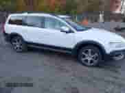 2012 Volvo XC70 T6 z VIN YV4902BZ5C1119267, wystawiony jako IAAI lot #43526347 z przebiegiem 134 945 mil mil oraz . Historia ofert i sprzedaży dostępna na DreamBid. Obrazek 13.