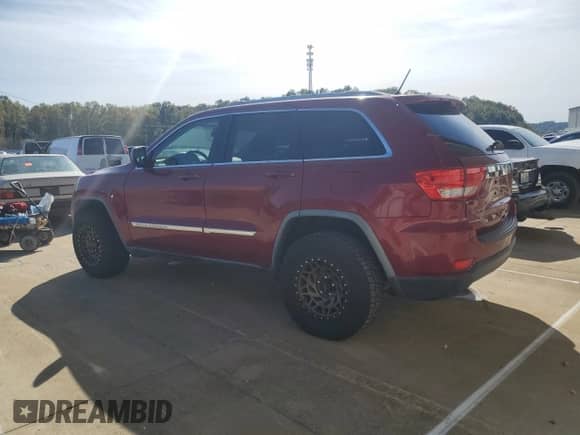 2012 Jeep Grand Cherokee Laredo z VIN 1C4RJEAG4CC223237, wystawiony jako Copart lot #90089515 z przebiegiem 130 232 mil mil oraz Czysty tytuł • Clean title. Historia ofert i sprzedaży dostępna na DreamBid. Obrazek 2.