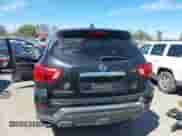 2019 Nissan Pathfinder Platinum с VIN 5N1DR2MM2KC610110, выставлен на аукционе IAAI как лот 41811572 с пробегом 55 459 миль миль и . История ставок и продаж доступна на DreamBid. Изображение 17.