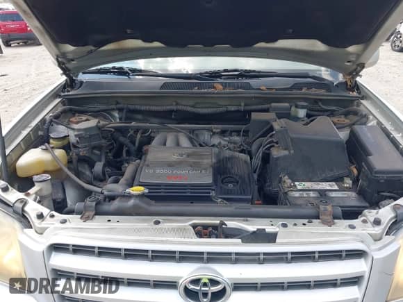 2003 Toyota Highlander с VIN JTEHF21AX30130095, выставлен на аукционе IAAI как лот 42879288 с пробегом 230 752 миль миль и . История ставок и продаж доступна на DreamBid. Изображение 10.