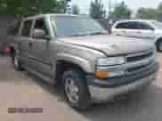 2002 Chevrolet Suburban Z71 with VIN 3GNFK16Z12G288908, listed as a IAAI auction lot 42889403 with 202,639 mi miles and . Bid and sale history available at DreamBid. Image 1.