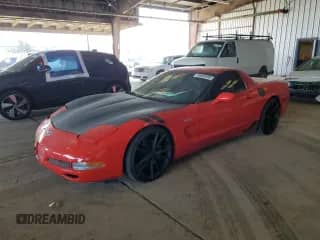 2003 Chevrolet Corvette Z06 z VIN 1G1YY12SX35110473, wystawiony jako Copart lot #55665495 z przebiegiem 124 222 mil mil oraz Szkoda całkowita • Salvage title. Historia ofert i sprzedaży dostępna na DreamBid. Obrazek 1.
