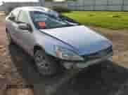 2005 Honda Accord LX с VIN 1HGCM55415A122735, выставлен на аукционе Copart как лот 66383265 с пробегом Не указан миль и На запчасти • Non repairable. История ставок и продаж доступна на DreamBid. Изображение 13.