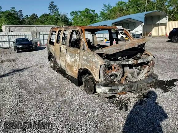 1996 Chevrolet Chevy Van с VIN 1GBFG15R0T1011277, выставлен на аукционе Copart как лот 51970455 с пробегом Не указан миль и На запчасти • Non repairable. История ставок и продаж доступна на DreamBid. Изображение 11.