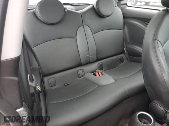 2010 MINI Hardtop S with VIN WMWMF7C53ATZ72754, listed as a Copart auction lot 83887425 with 45,760 mi miles and Clean title. Bid and sale history available at DreamBid. Image 10.