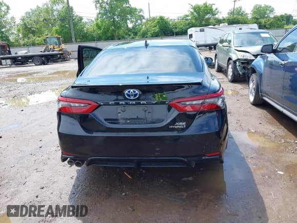 2022 Toyota Camry Hybrid XSE с VIN 4T1K31AK0NU595563, выставлен на аукционе IAAI как лот 42265133 с пробегом 37 555 миль миль и . История ставок и продаж доступна на DreamBid. Изображение 17.