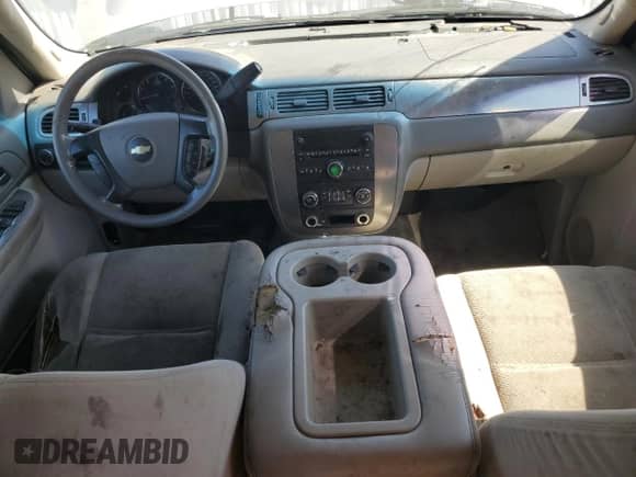 2007 Chevrolet Tahoe LS с VIN 1GNFC13J77J110101, выставлен на аукционе Copart как лот 62956705 с пробегом Не указан миль и Чистый • Clean title. История ставок и продаж доступна на DreamBid. Изображение 8.
